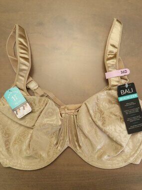 NWT Bali Satin Tracings Minimizer Underwire Bra 36D Nude/Beige DF3562